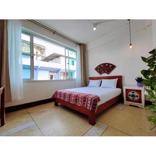 Lumphini 9 Haven Urban Retreat Bright Room