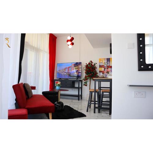 Luna Studio - Chic & Cozy Retreat in Oasis Masdar, Close to Masdar Park