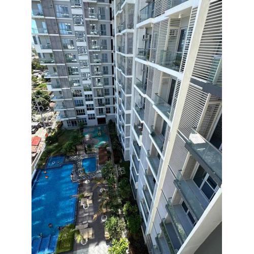 Lush One Bedroom plus Maidsroom at Megaworld