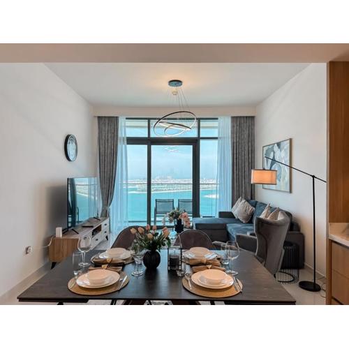 Luton Vacation Homes - Full Sea and Palm View & Modern 2BR - Emaar Beachfront , Beach Vista, Dubai Harbour - 17AB06