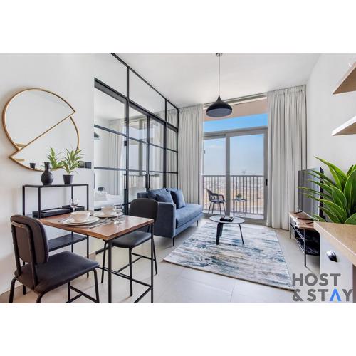 Lux 1BR Near Dubai Hills Mall
