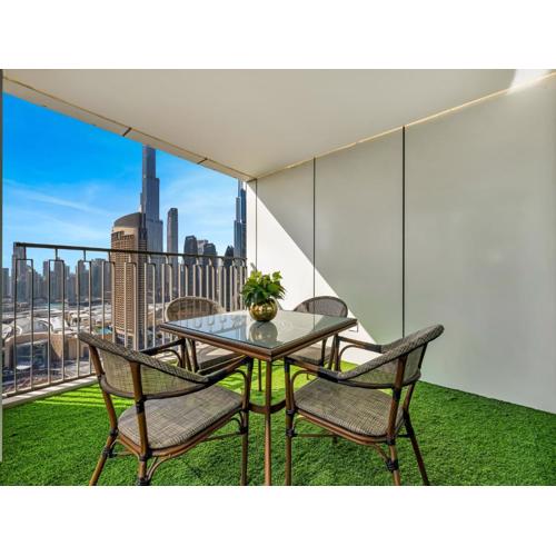 Lux 3BR maid with Burj View Dubai Mall connect