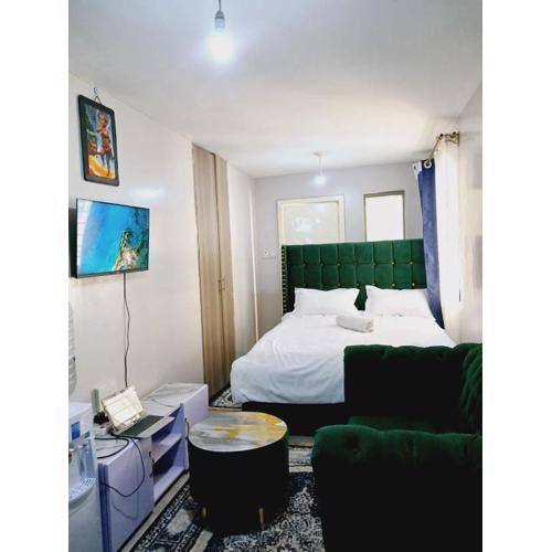 Lux Affordable BnBs near JKIA