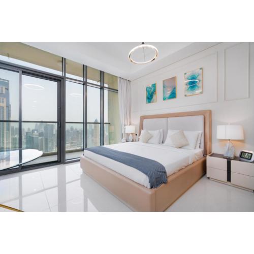 Lux BnB Aykon Tower I Skyline Canal Views