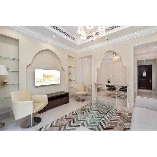 Lux BnB I Souk Al Bahar I Burj Khalifa Views