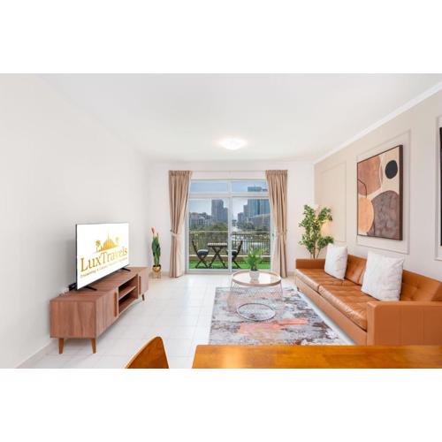 Lux BnB I Una Tower I Lakes View