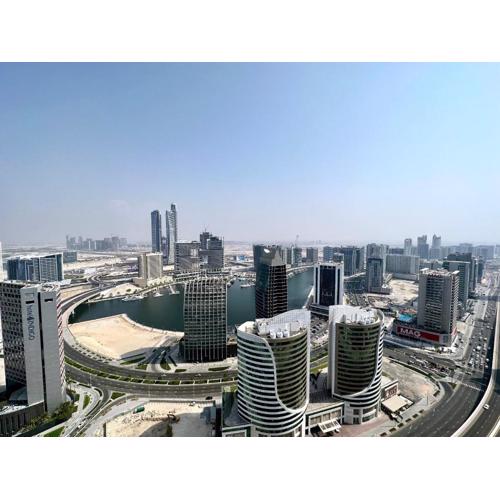 Lux BnB Upper Crest Tower I Skyline Views