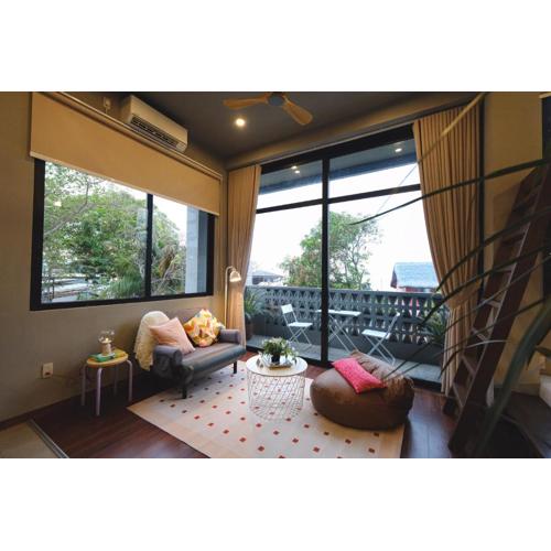 Lux Sea Studio 1