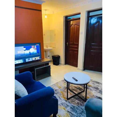 Lux Suites Boujee Homes Utawala