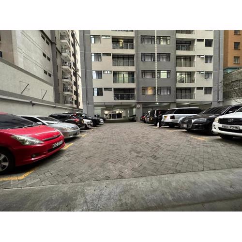 Lux Suites Heartland Executive Apartments