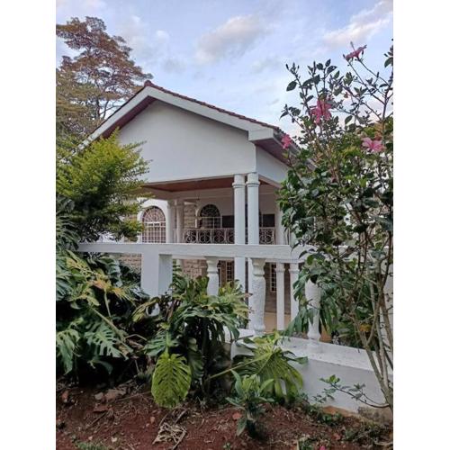 Lux Suites Karen Family Bungalow