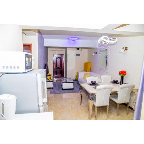 Lux Suites Marcus Budget Apartments