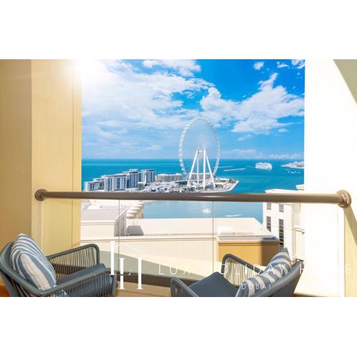 LUX The Dubai Eye Sea View Suite