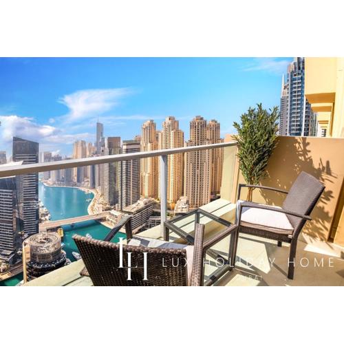 LUX The JW Marina Studio 4