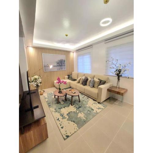 Luxa House Staycation Tagaytay