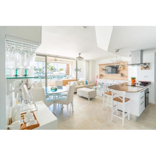 Luxe Beachfront Retreat with Pool, Gym & Private Beach