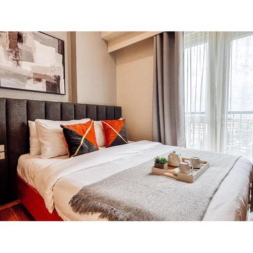 Luxe City Studio Hideaway