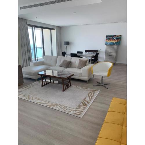 Luxe Private Beach Apartment Residence