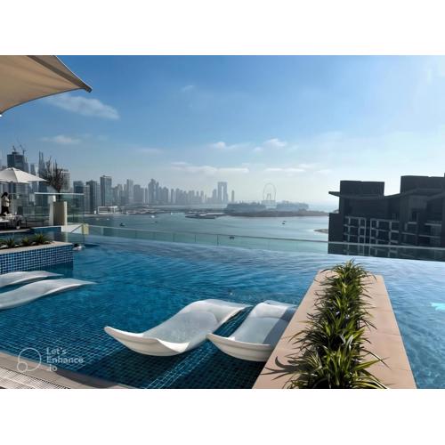 LUXE Studio at Seven Palm with Infinity Pool