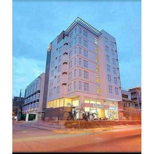 LuxeLite Suites Makati