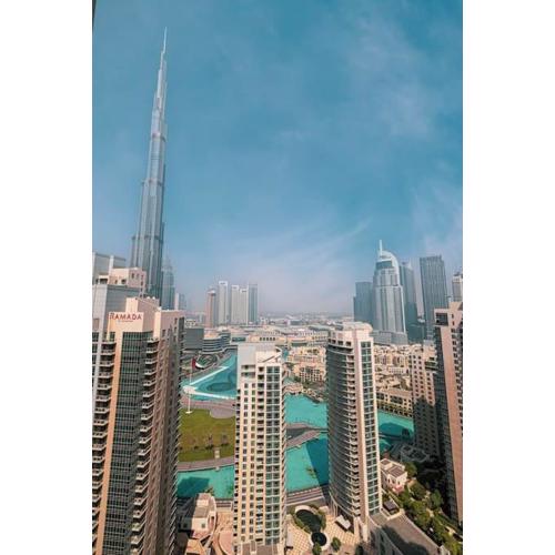 Luxurious 1-Bed, 2-Bath with Burj Khalifa Views