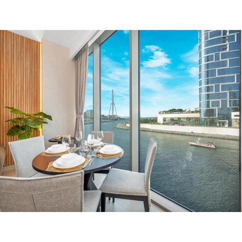 Luxurious 1BHK Apartments with Marina Waterfront & Dubai Eye Views near JBR, Marina