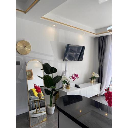 Luxurious 1BR Apartment centrally-located in the heart of the serene suburbs of Kilileshwa