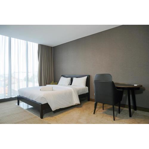 Luxurious 1BR at L'Avenue Apartment near Sampoerna Universitas By Travelio