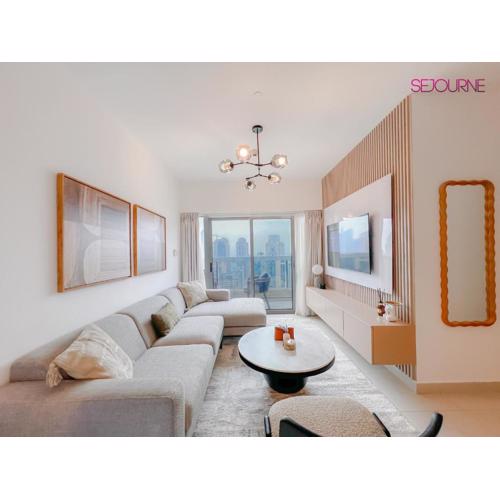 Luxurious 2BR in Dubai Gate 1