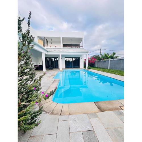 Luxurious 3 Bedroom Villa with Private Pool - NG1