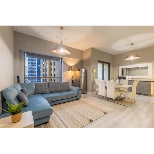 Luxurious 4BR in JBR 5 mins Walk to Beach & Tram