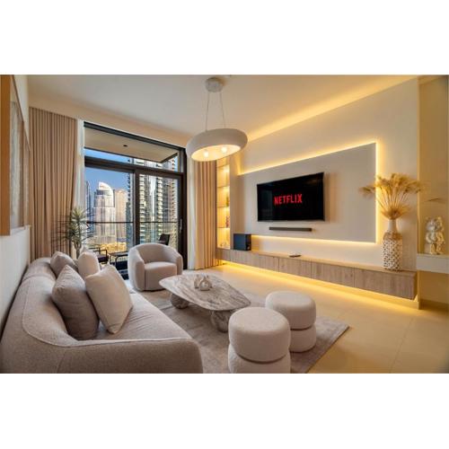 Luxurious 4BR with Burj View - 10 min to Burj & Mall