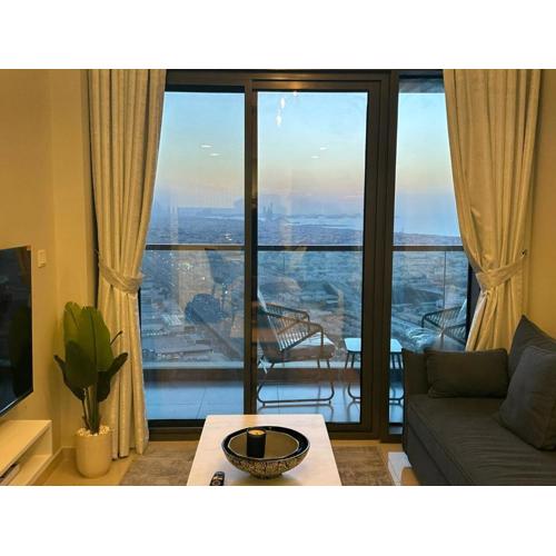 Luxurious 54th floor with Splendid Sky and Seaview - Downtown Dubai