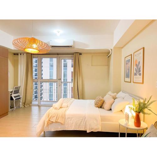 Luxurious Condo Beside Venice Mall #vlrtd20e