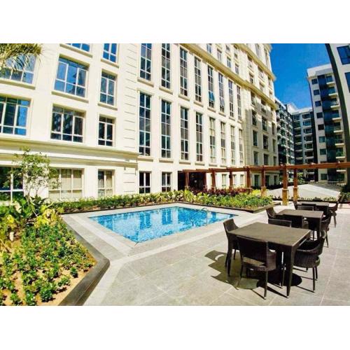 Luxurious & Elegant Vibe in Newport City Pasay