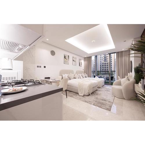 Luxurious New Studio! 2 Double Beds! Sleek Design & High-End Amenities in Dubai Downtown