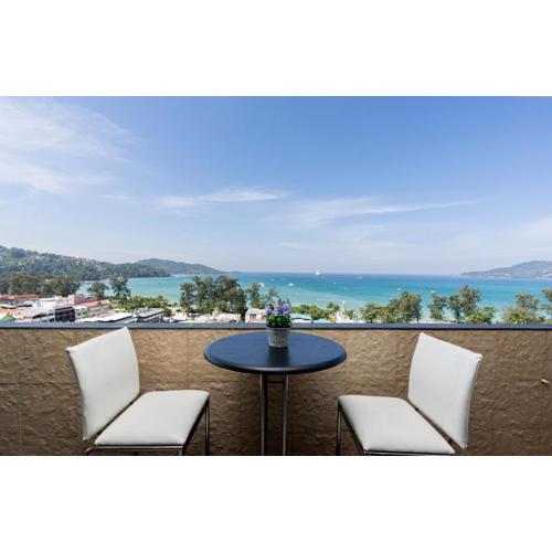 Luxurious Oceanview Living in Phuket