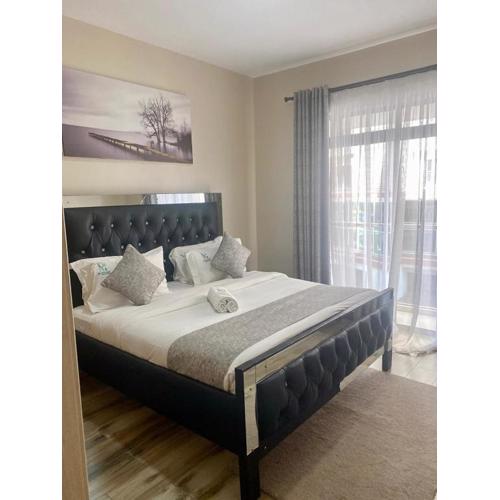 Luxurious one bedroom Apartment, Kilimani-Nairobi Kenya by Sana Sana Holiday Apartments