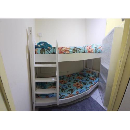 Luxurious partition room bed space