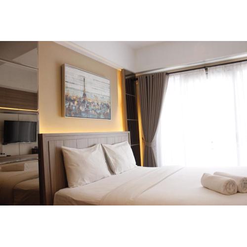 Luxurious Studio Room Grand Asia Afrika Apartment By Travelio