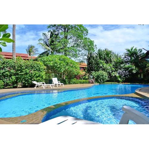 Luxurious Thai-Style Villa with a Swimming Pool Just 20 Meters from Beach Access