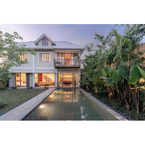Luxurious Villa L'Abri - Umalas - Canggu - 4BR