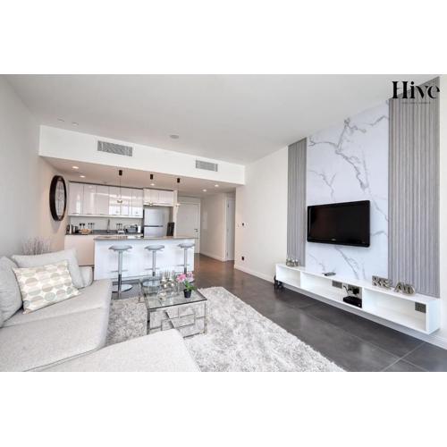 Luxury 1 Bed Apt in Golf Views