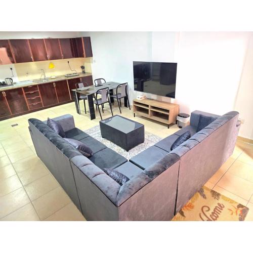 Luxury 1-Bedroom Suite Near All Amenities