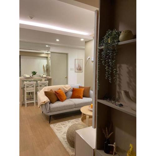 Luxury 1 BR Suite Near NAIA