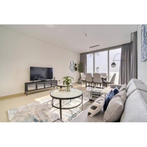 Luxury 2 Bed with Bluewater Views & Infinity Pool