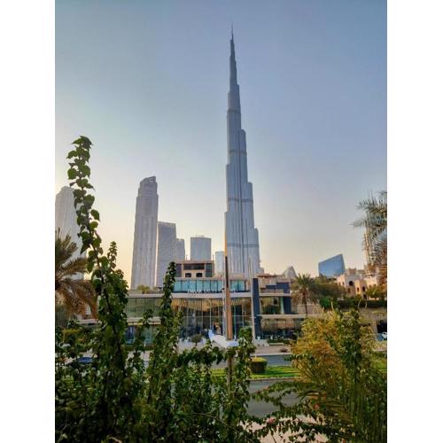 Luxury 2BD with Burj Khalifa View Downtown