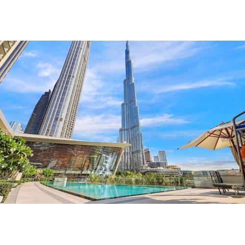 Luxury 2BR Apartment Free Parking Walk to Burj and Fountains