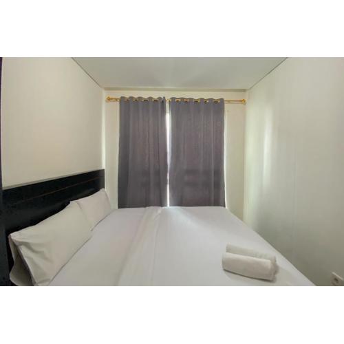 Luxury 2BR at Apartment Woodland Park Residence By Travelio