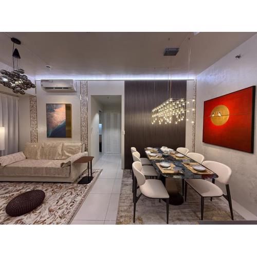 Luxury 2BR Condo Retreat Near Airports MOA Okada